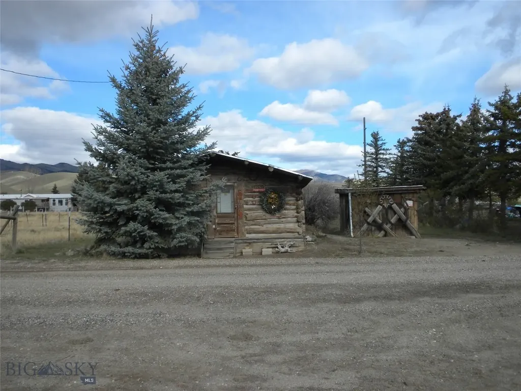 4 Blackman Street Silver Star MT 59751