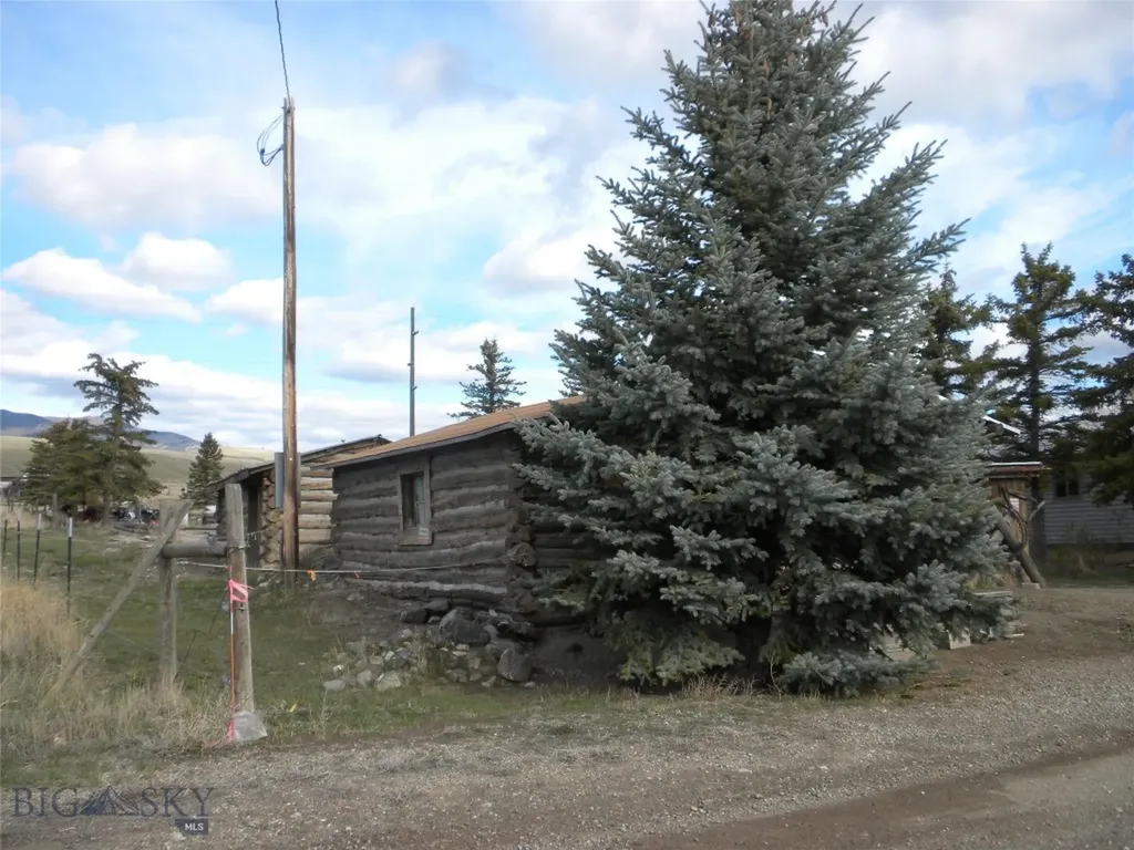 4 Blackman Street Silver Star MT 59751