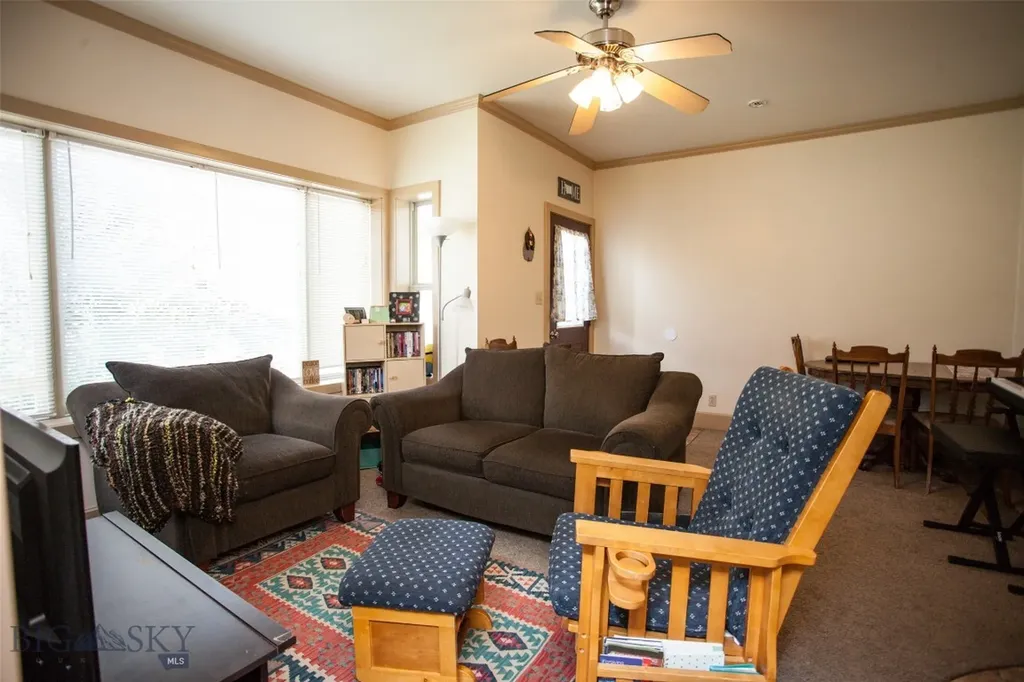 305 E Railroad Avenue N Manhattan MT 59741