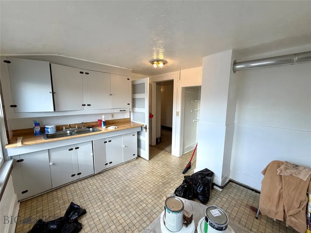 101 W 2nd Street W Whitehall MT 59759