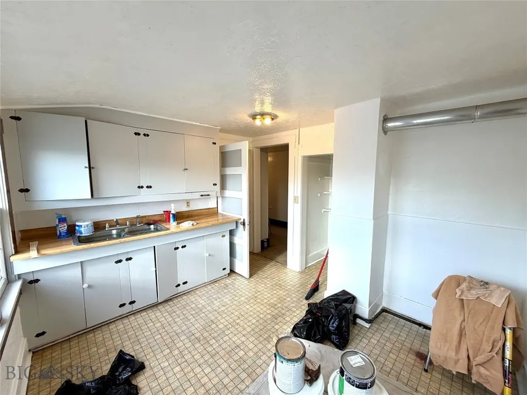 101 W 2nd Street W Whitehall MT 59759