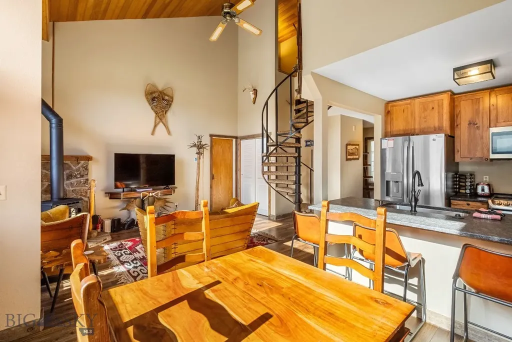132 Rose Hip Big Sky MT 59716