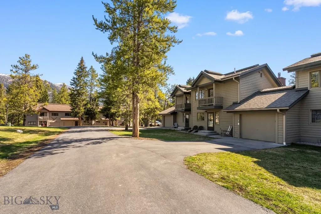 132 Rose Hip Big Sky MT 59716