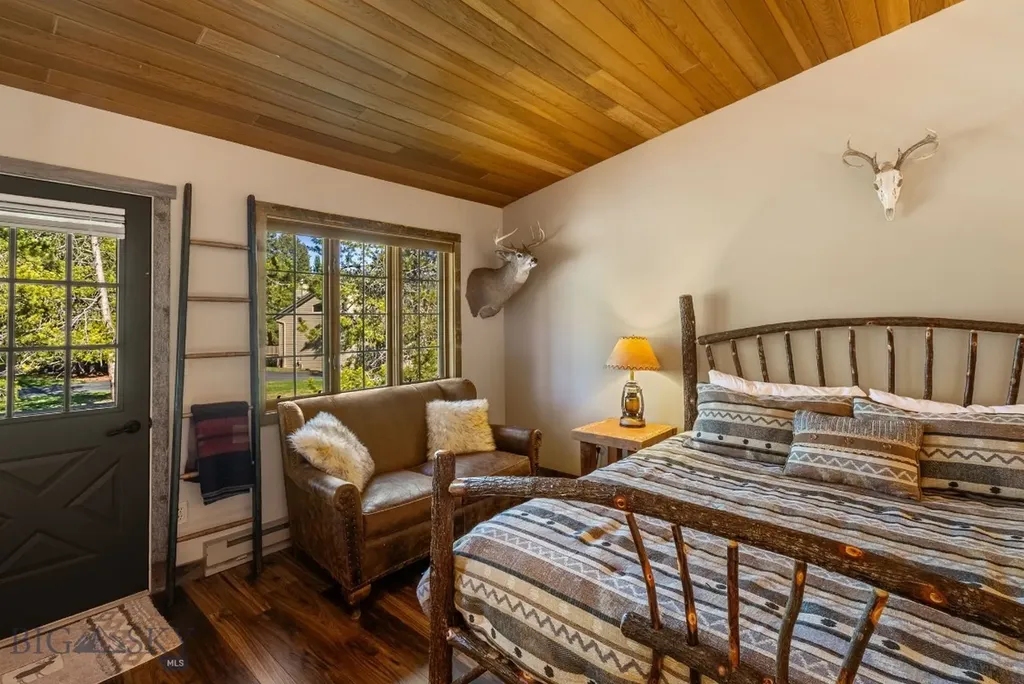 132 Rose Hip Big Sky MT 59716
