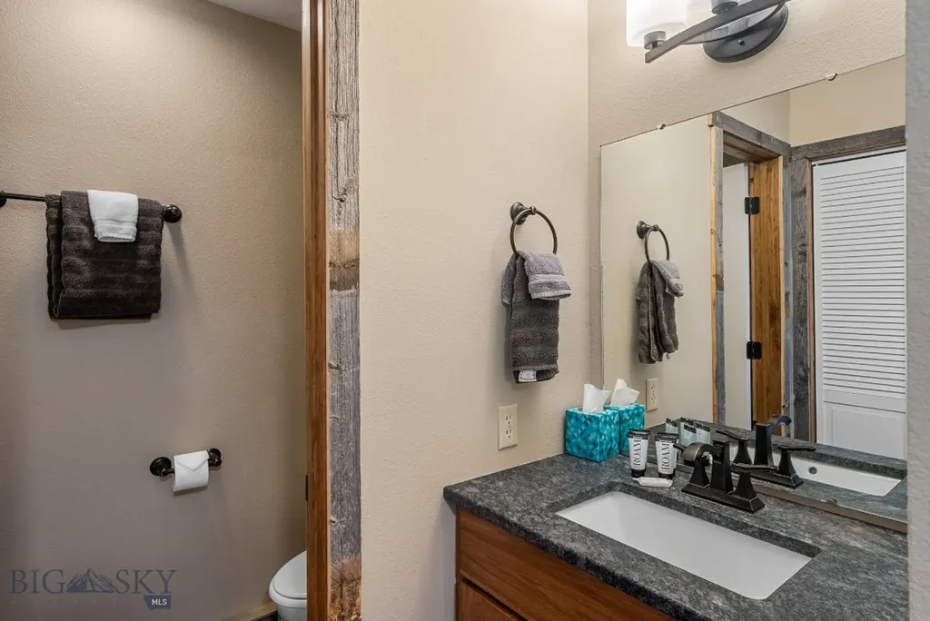 132 Rose Hip Big Sky MT 59716