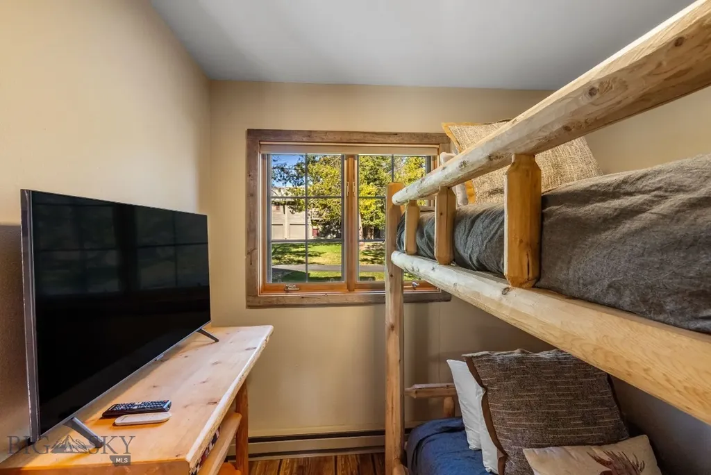 132 Rose Hip Big Sky MT 59716
