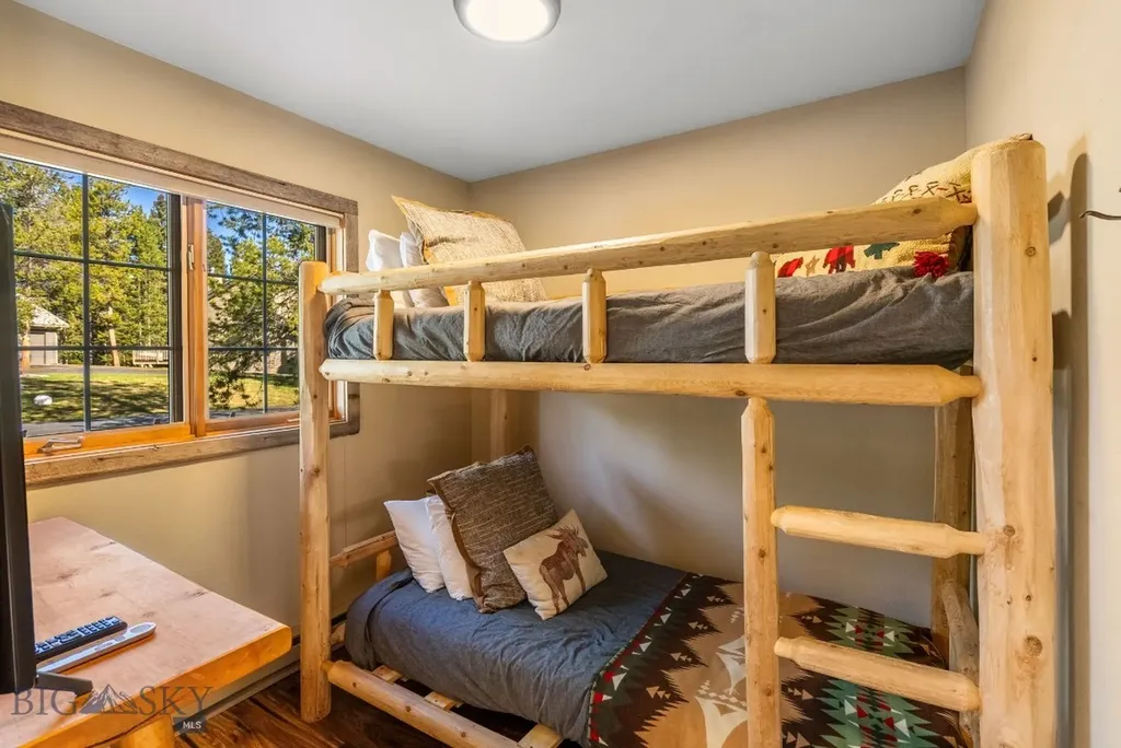 132 Rose Hip Big Sky MT 59716