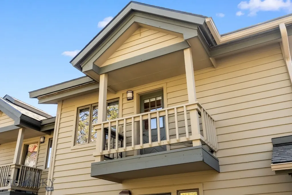 132 Rose Hip Big Sky MT 59716