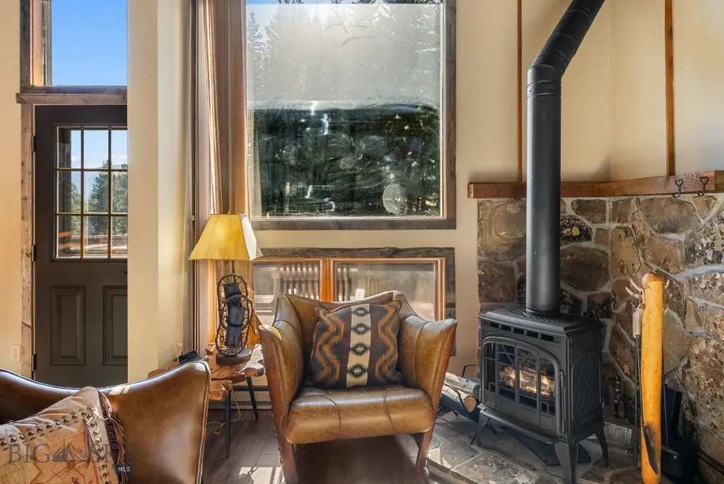 132 Rose Hip Big Sky MT 59716
