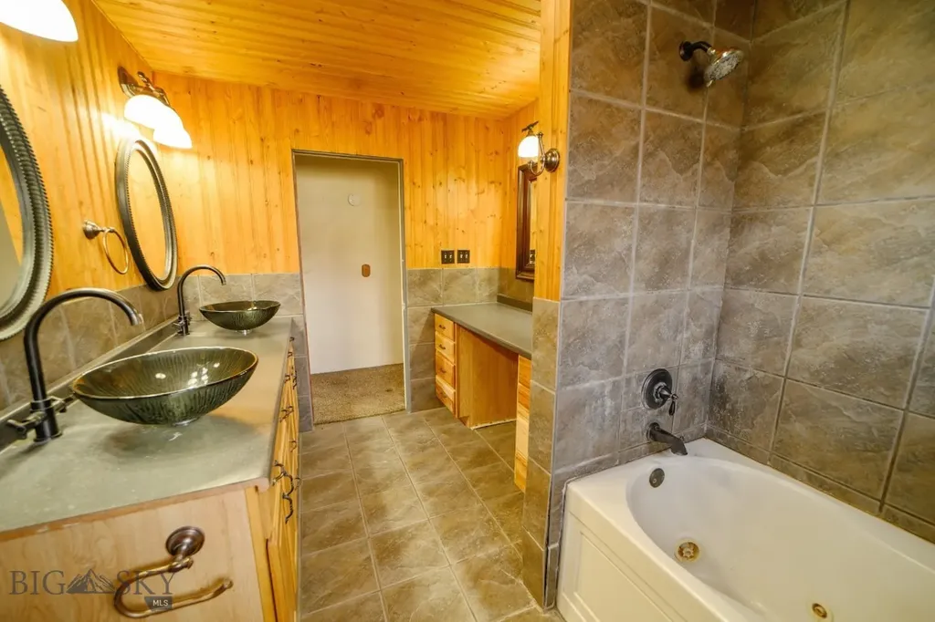 212 Chappell Street Loma MT 59460