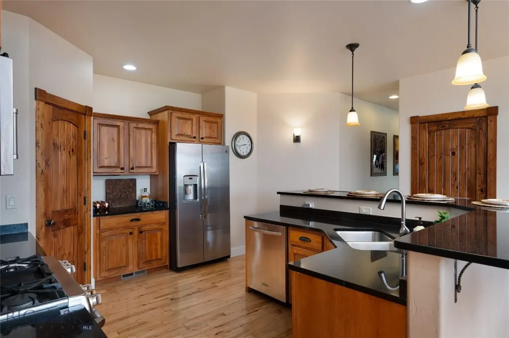25 Summer Ridge Bozeman MT 59715