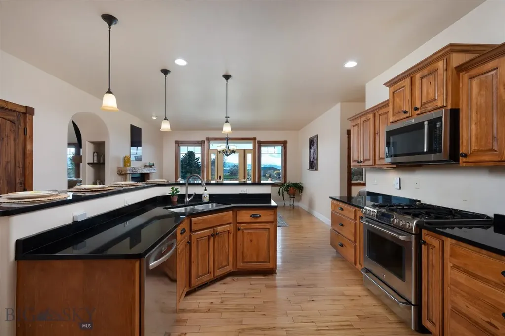 25 Summer Ridge Bozeman MT 59715