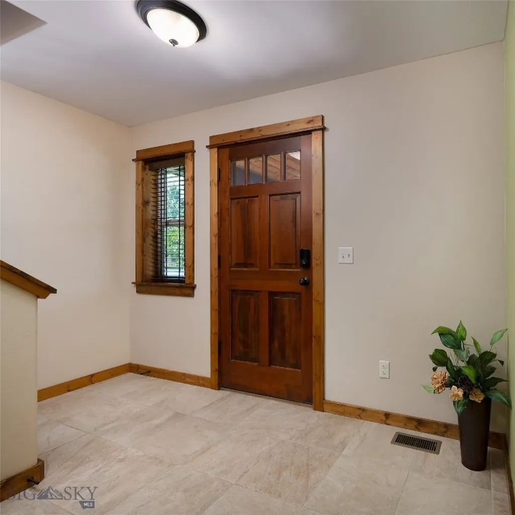 1706 Drummond Belgrade MT 59714