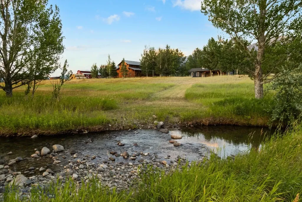 1921 E River Road Livingston MT 59047