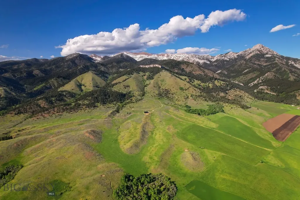 Springhill Vistas Ranch At Four Bar Ranch Belgrade MT 59714