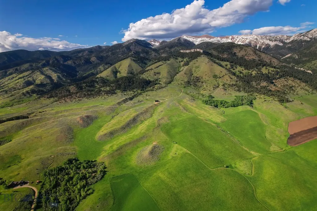 Springhill Vistas Ranch At Four Bar Ranch Belgrade MT 59714