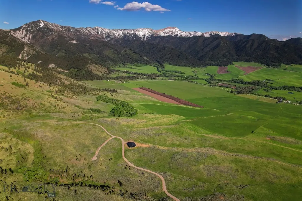 Springhill Vistas Ranch At Four Bar Ranch Belgrade MT 59714