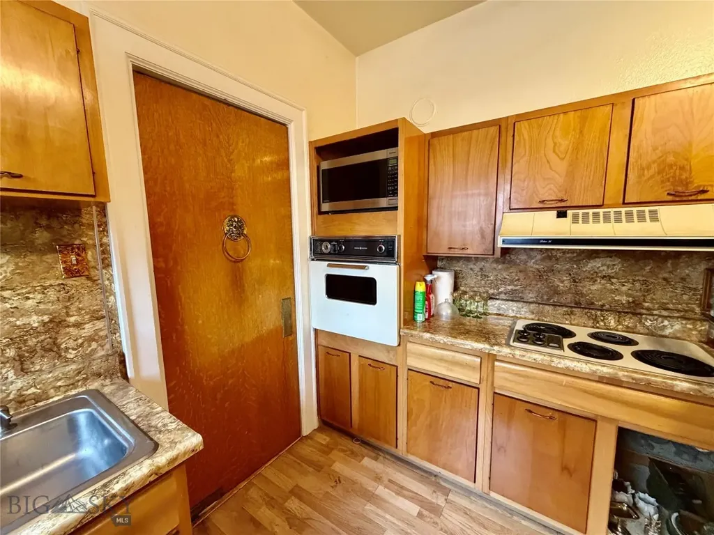 915 W Porphyry Street Butte MT 59701