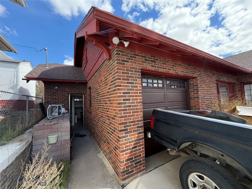 915 W Porphyry Street Butte MT 59701