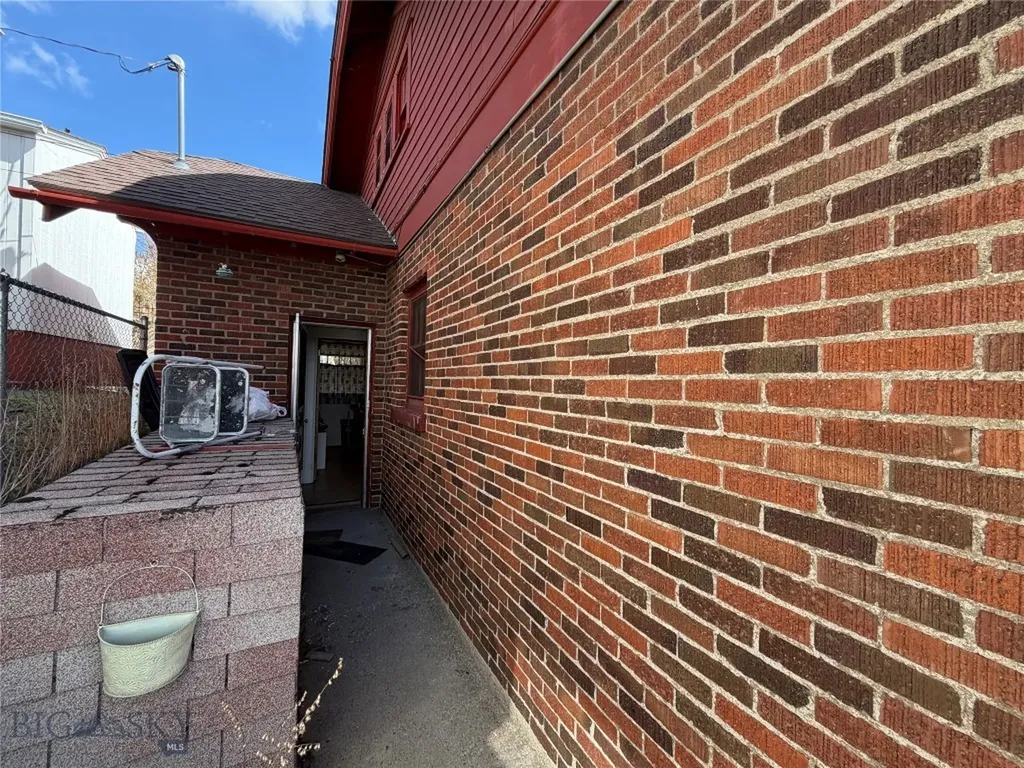 915 W Porphyry Street Butte MT 59701