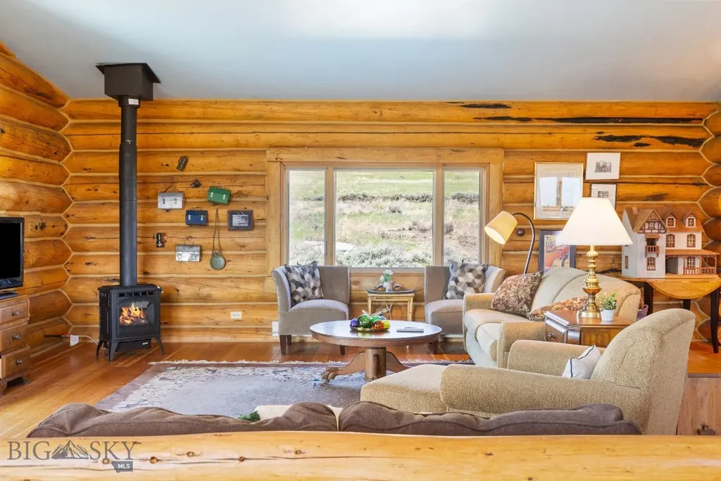 23 Lake Trail Cameron MT 59720