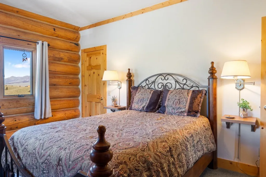 23 Lake Trail Cameron MT 59720