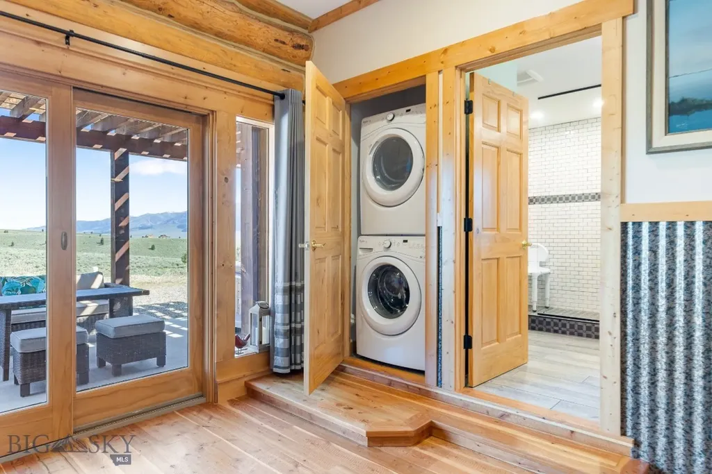 23 Lake Trail Cameron MT 59720