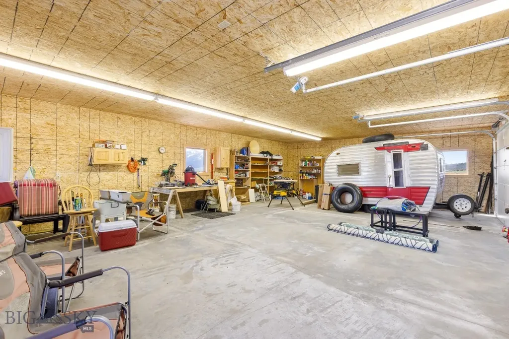 23 Lake Trail Cameron MT 59720