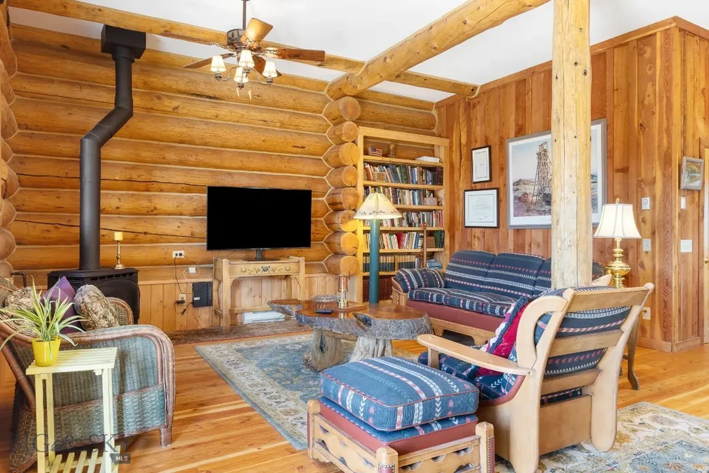 23 Lake Trail Cameron MT 59720