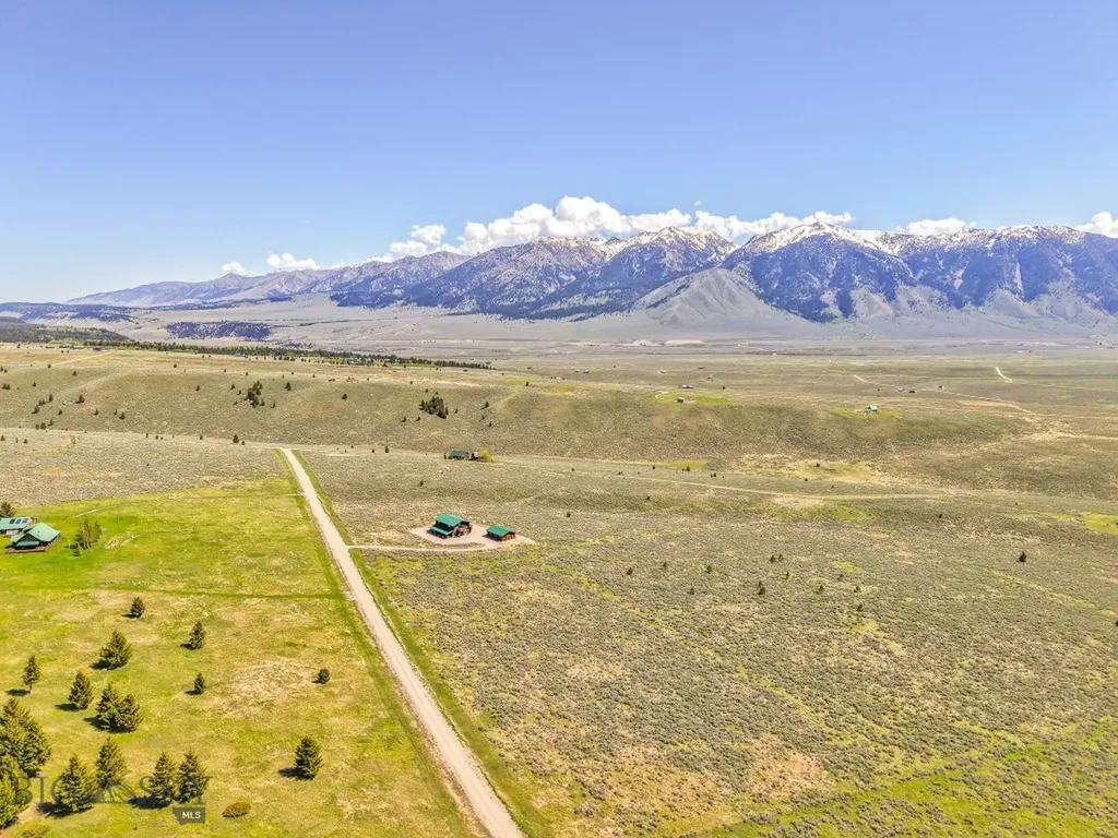 23 Lake Trail Cameron MT 59720