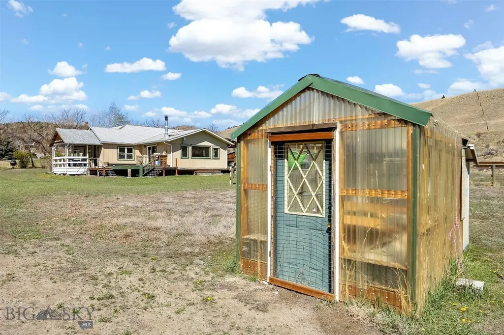 967 Mt Highway 2 W Whitehall MT 59759