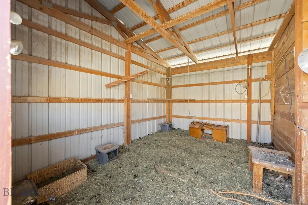 967 Mt Highway 2 W Whitehall MT 59759