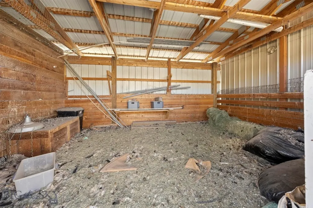 967 Mt Highway 2 W Whitehall MT 59759