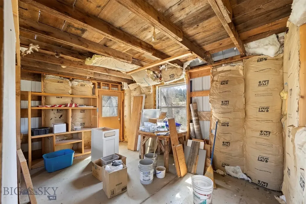 967 Mt Highway 2 W Whitehall MT 59759
