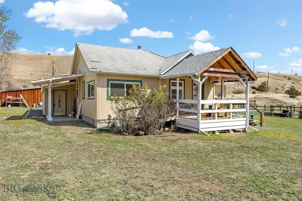 967 Mt Highway 2 W Whitehall MT 59759