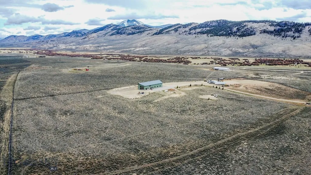 22869 Mount Highway 278 Dillon MT 59725