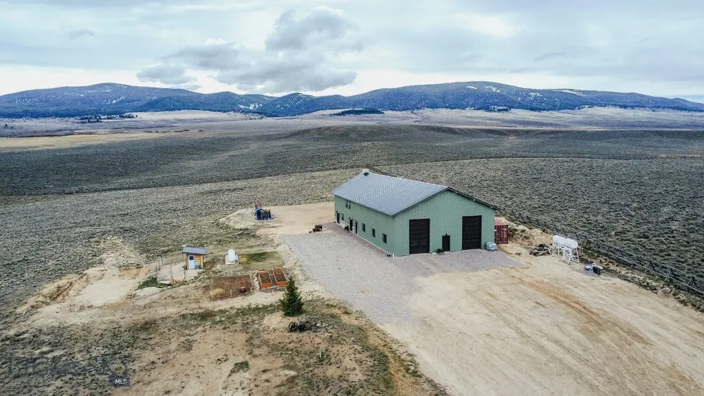 22869 Mount Highway 278 Dillon MT 59725