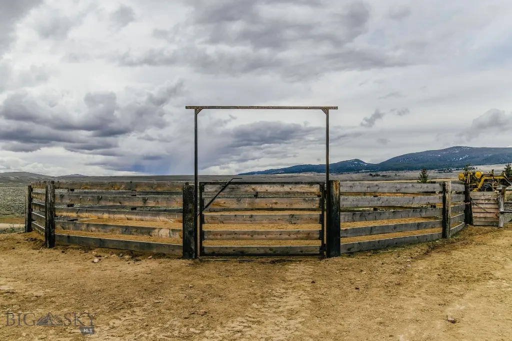 22869 Mount Highway 278 Dillon MT 59725