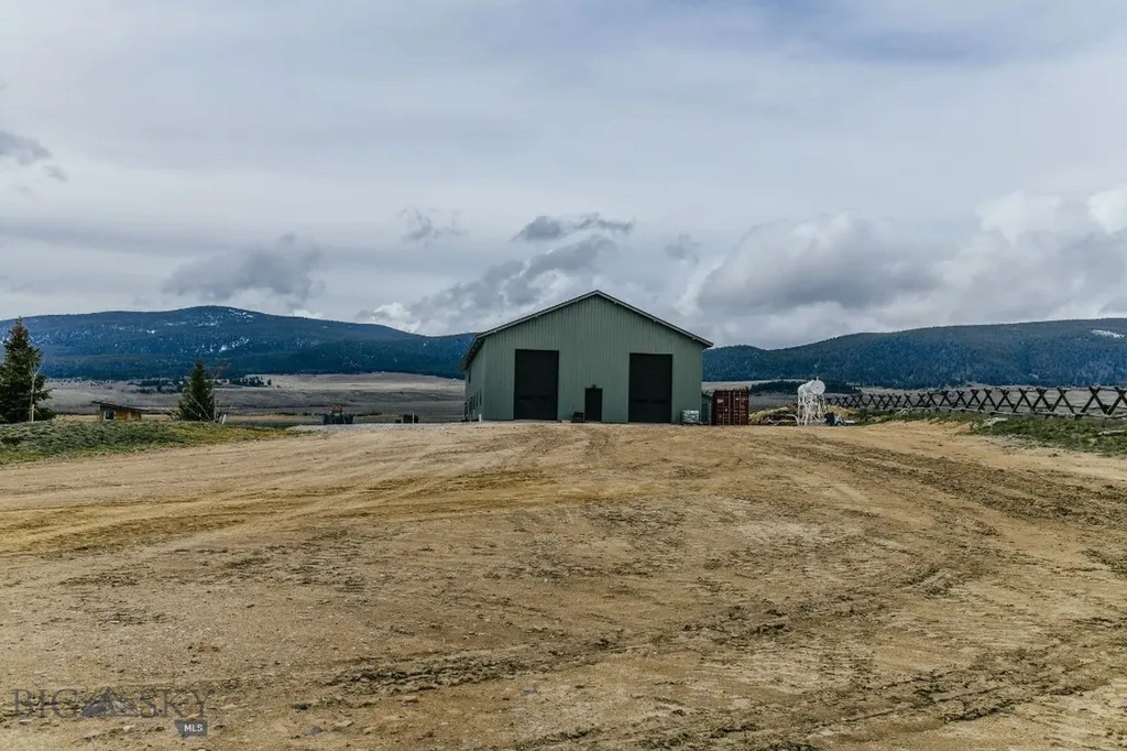 22869 Mount Highway 278 Dillon MT 59725
