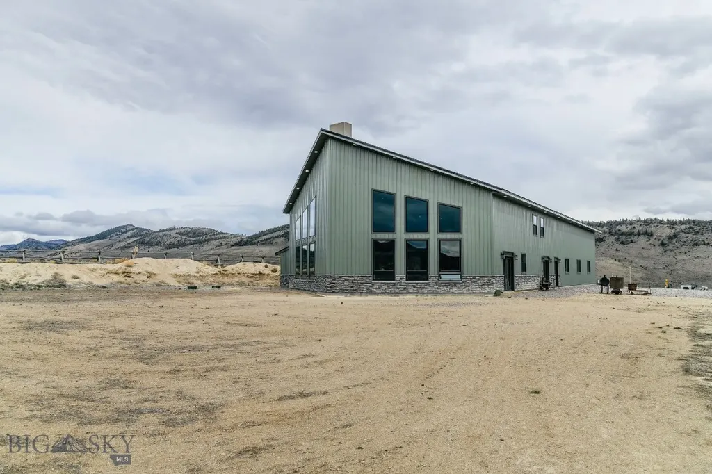 22869 Mount Highway 278 Dillon MT 59725