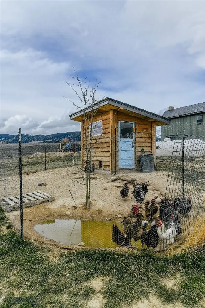 22869 Mount Highway 278 Dillon MT 59725