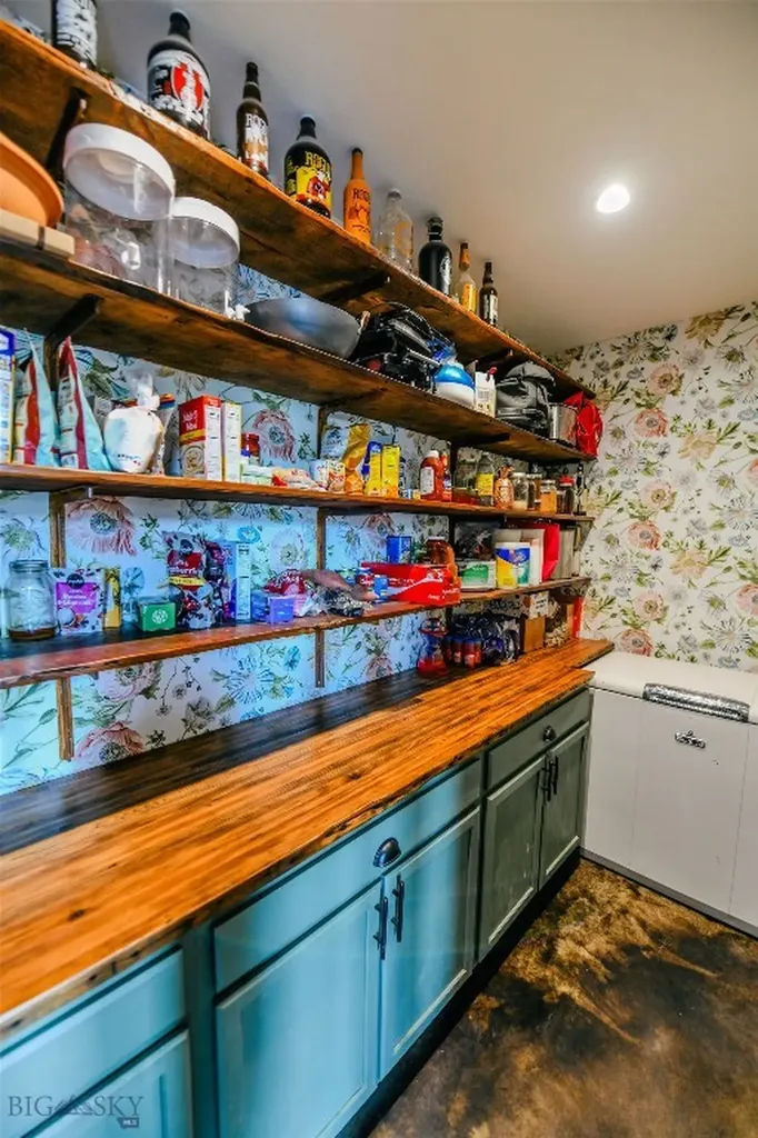 22869 Mount Highway 278 Dillon MT 59725