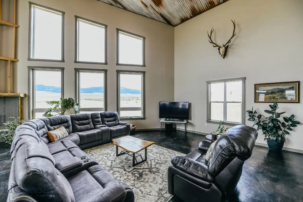 22869 Mount Highway 278 Dillon MT 59725