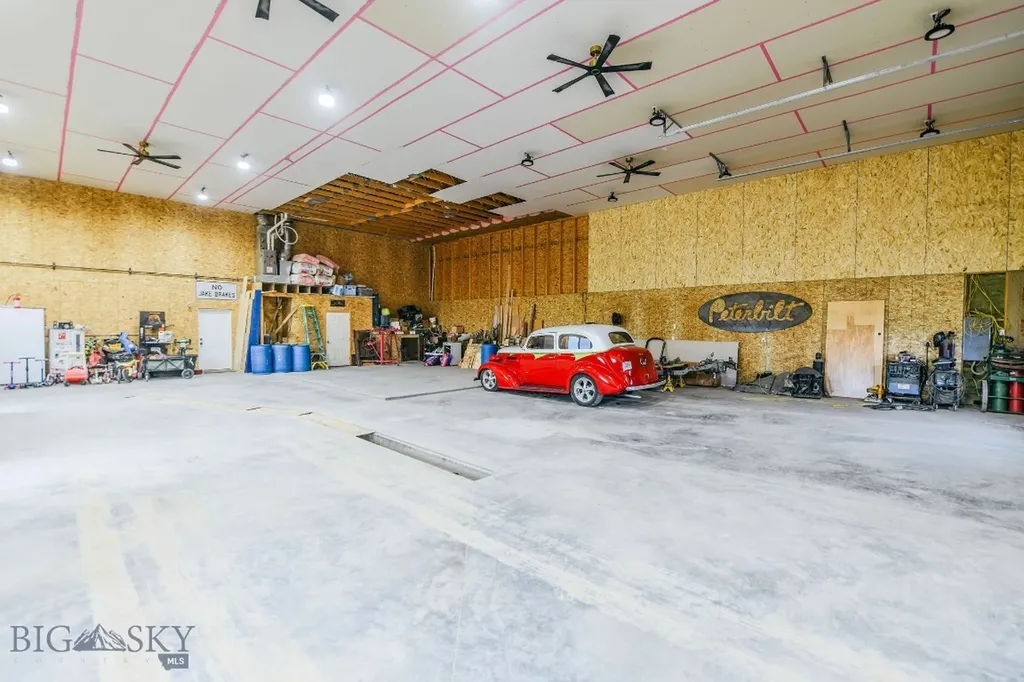 22869 Mount Highway 278 Dillon MT 59725
