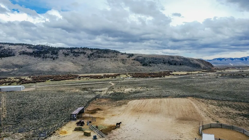 22869 Mount Highway 278 Dillon MT 59725