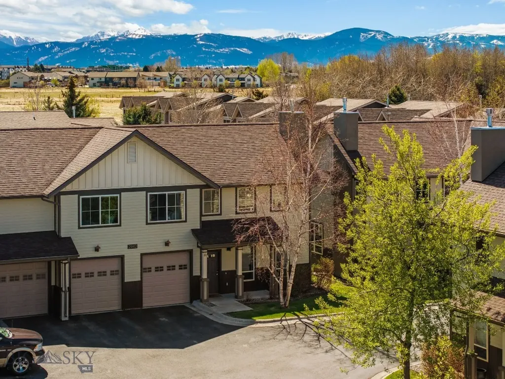 2942 Warbler Way Bozeman MT 59718