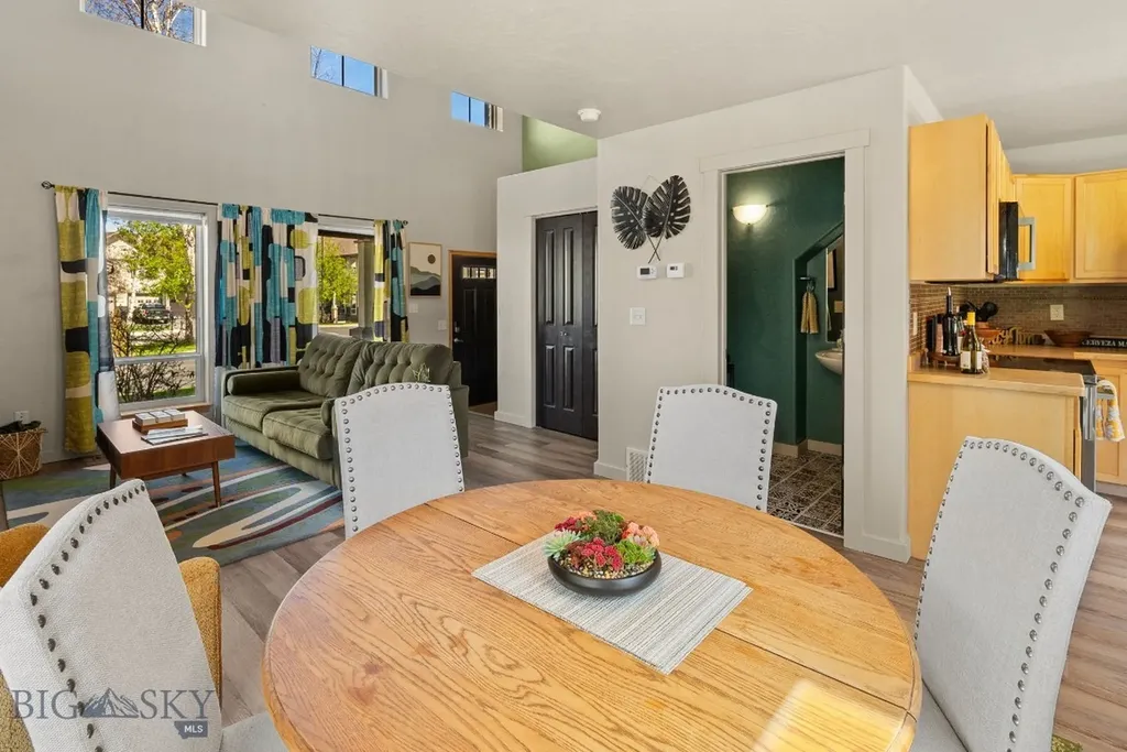 2942 Warbler Way Bozeman MT 59718