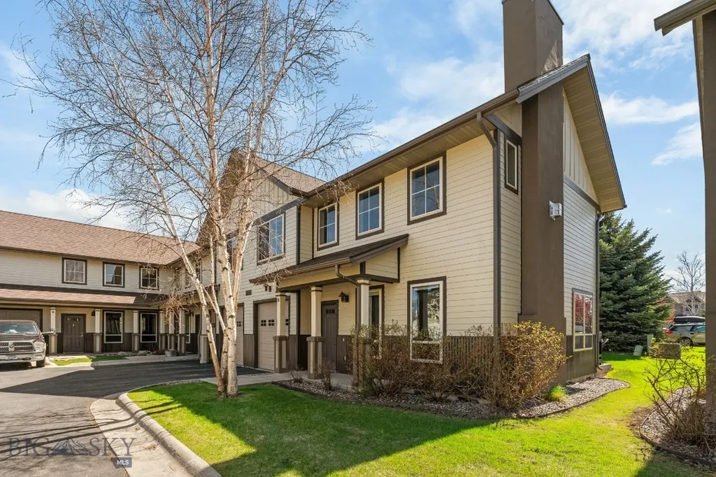 2942 Warbler Way Bozeman MT 59718