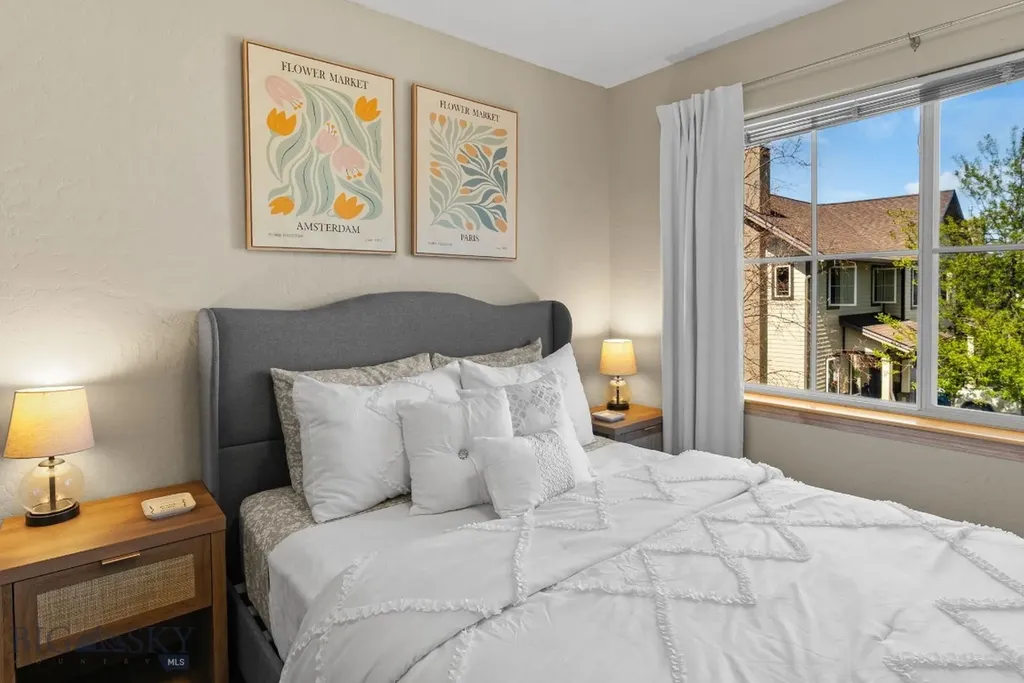2942 Warbler Way Bozeman MT 59718