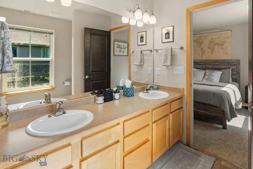 2942 Warbler Way Bozeman MT 59718